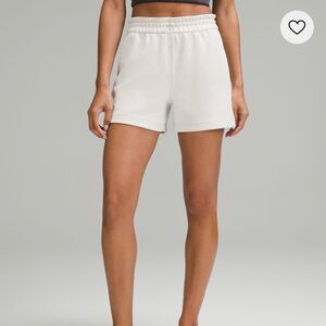 Lululemon Softstreme High Rise Shorts. Size 4. Bone. Like New